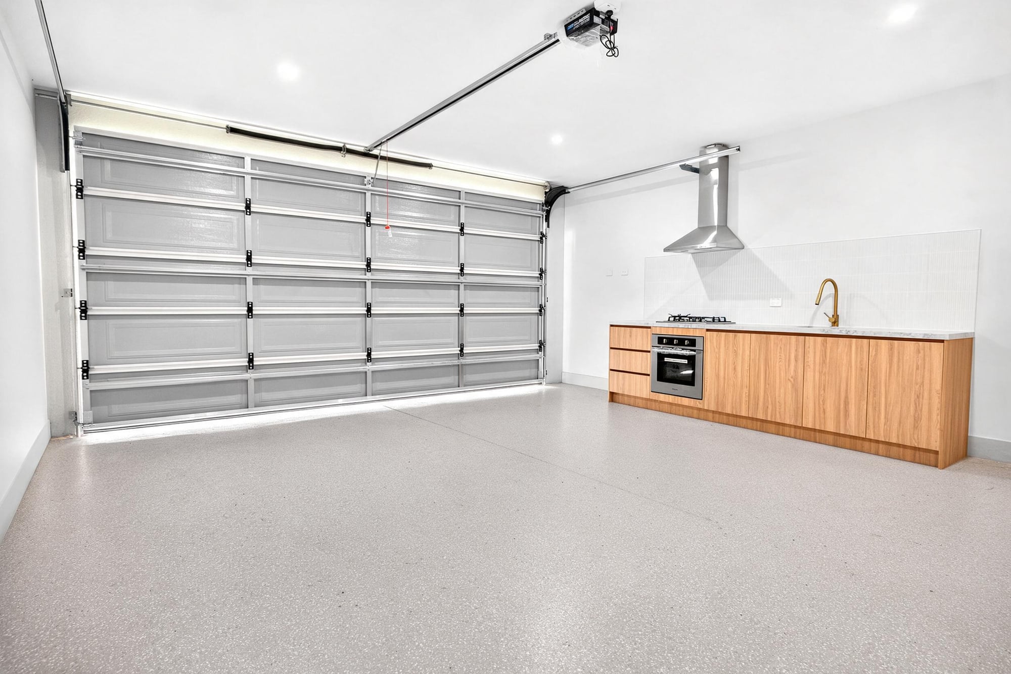 Garage, before and after decluttering